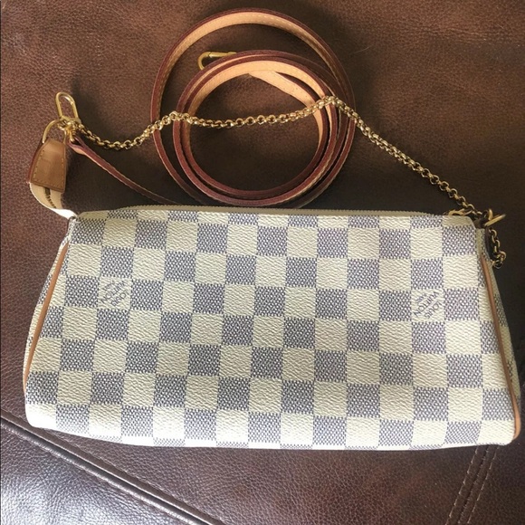 💎Like new💎crossbody Louis Vuitton - Picture 4 of 8